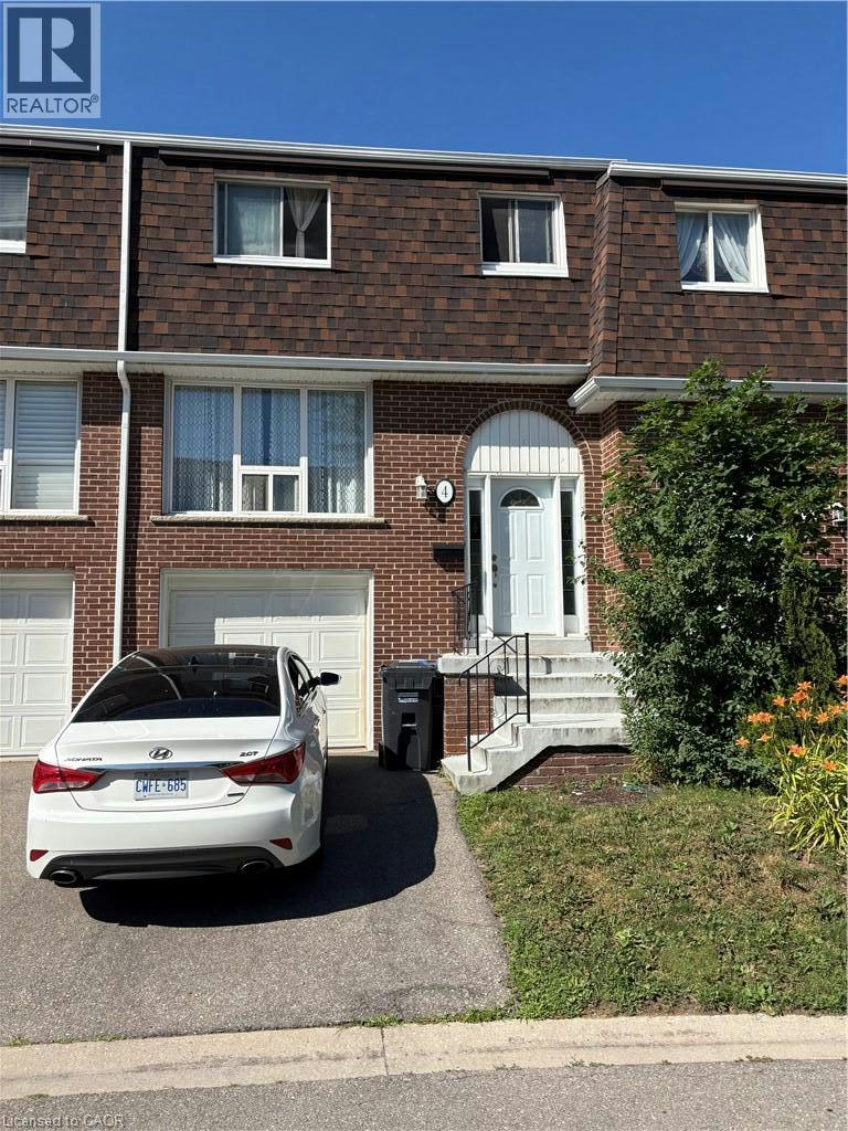 4-2380 Bromsgrove Road, Mississauga, ON, L5J 4E6