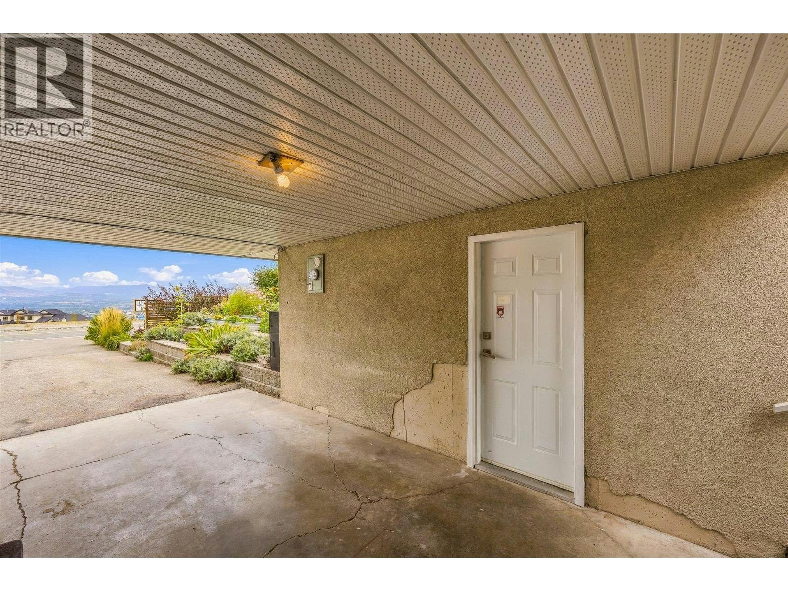 2350 Thacker Drive, West Kelowna, BC, V1Z 1V8 - 43