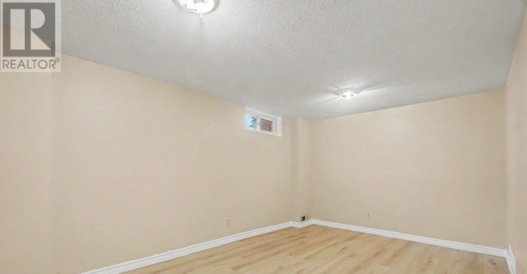 1781 Lamoureux Drive, Ottawa, ON, K1E 2N5 - 12