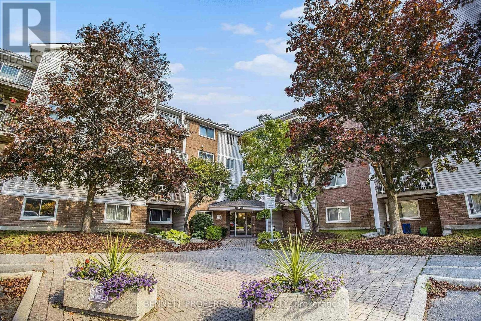 106-280 Brittany Drive, Ottawa, ON, K1K 4M4