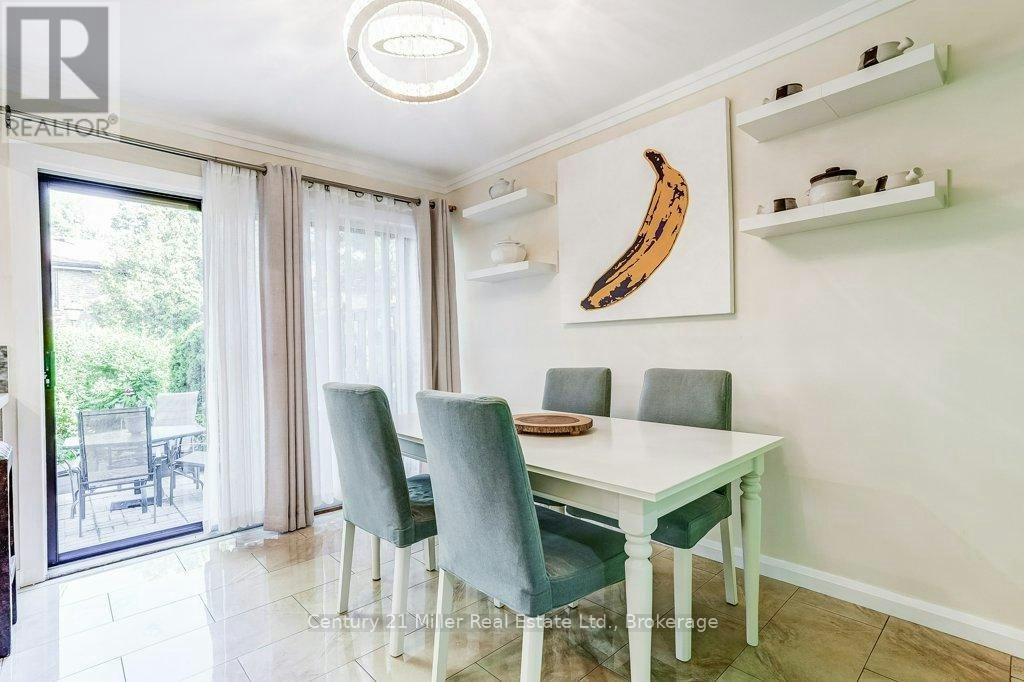 36-2605 Woodchester Drive, Mississauga, ON, L5K 2E3 - 4