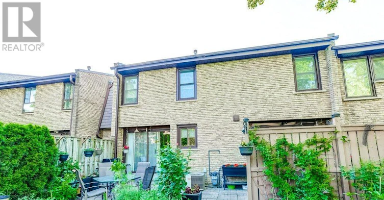 36-2605 Woodchester Drive, Mississauga, ON, L5K 2E3 - 37
