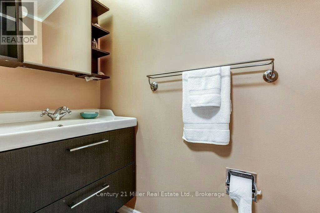 36-2605 Woodchester Drive, Mississauga, ON, L5K 2E3 - 23