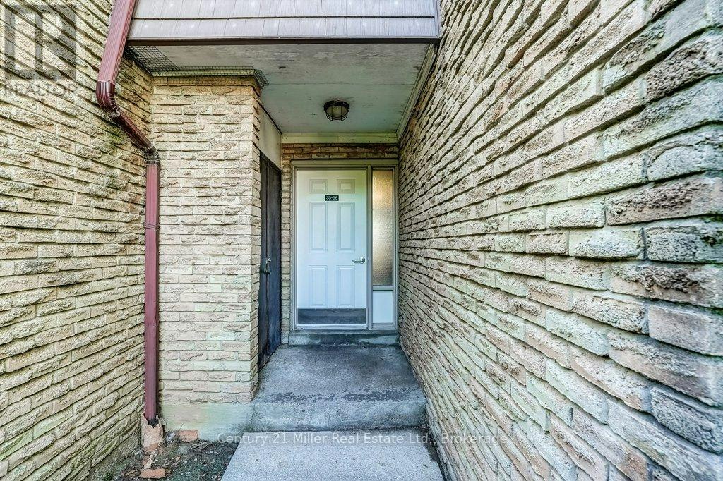 36-2605 Woodchester Drive, Mississauga, ON, L5K 2E3 - 3