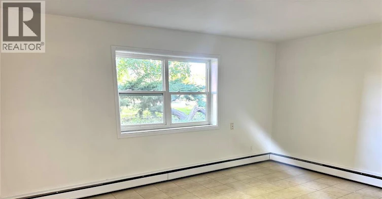 105-2035 University Avenue West, Windsor, ON, N9B 1E1 - 5