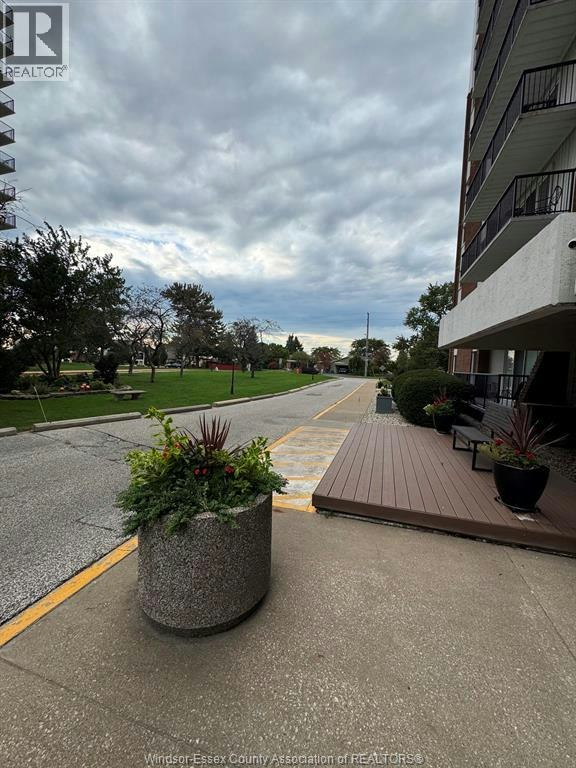 709-8591 Riverside Drive, Windsor, ON, N8S 1G3 - 3