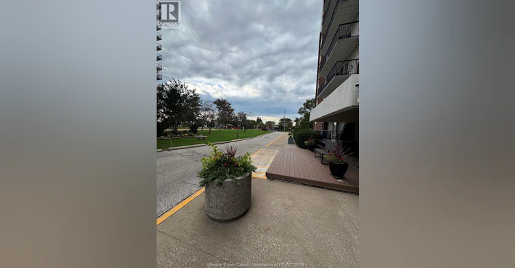 709-8591 Riverside Drive, Windsor, ON, N8S 1G3 - 3