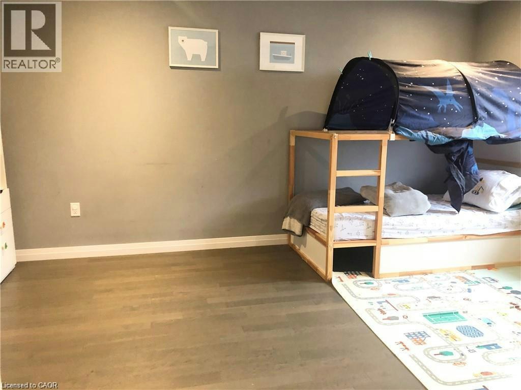119 Greenwich Avenue, Hamilton, ON, L8J 0L6 - 19