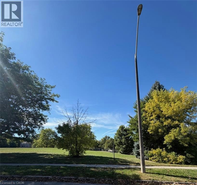 36 Lauris Avenue, Cambridge, ON, N1R 5L4