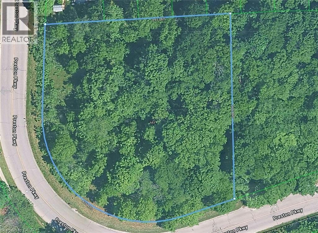 683 Preston Parkway, Cambridge, ON, N3H 4X3