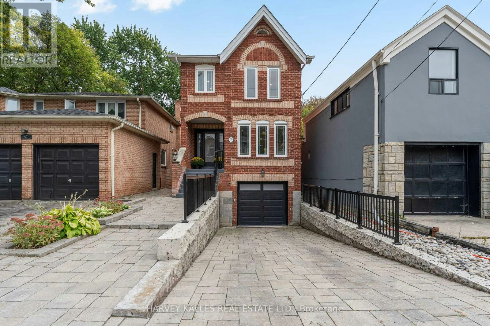 59 Cameron Avenue, Toronto, ON, M2N 1C9