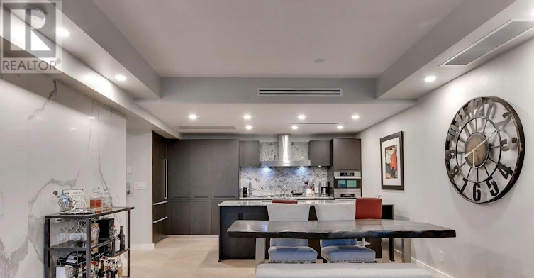 4808-180 University Avenue, Toronto, ON, M5H 0A2 - 12