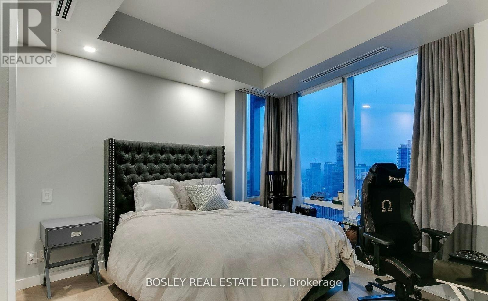 4808-180 University Avenue, Toronto, ON, M5H 0A2 - 7