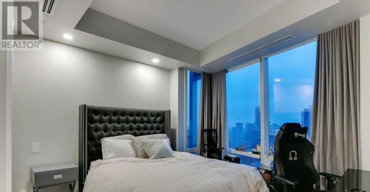 4808-180 University Avenue, Toronto, ON, M5H 0A2 - 7