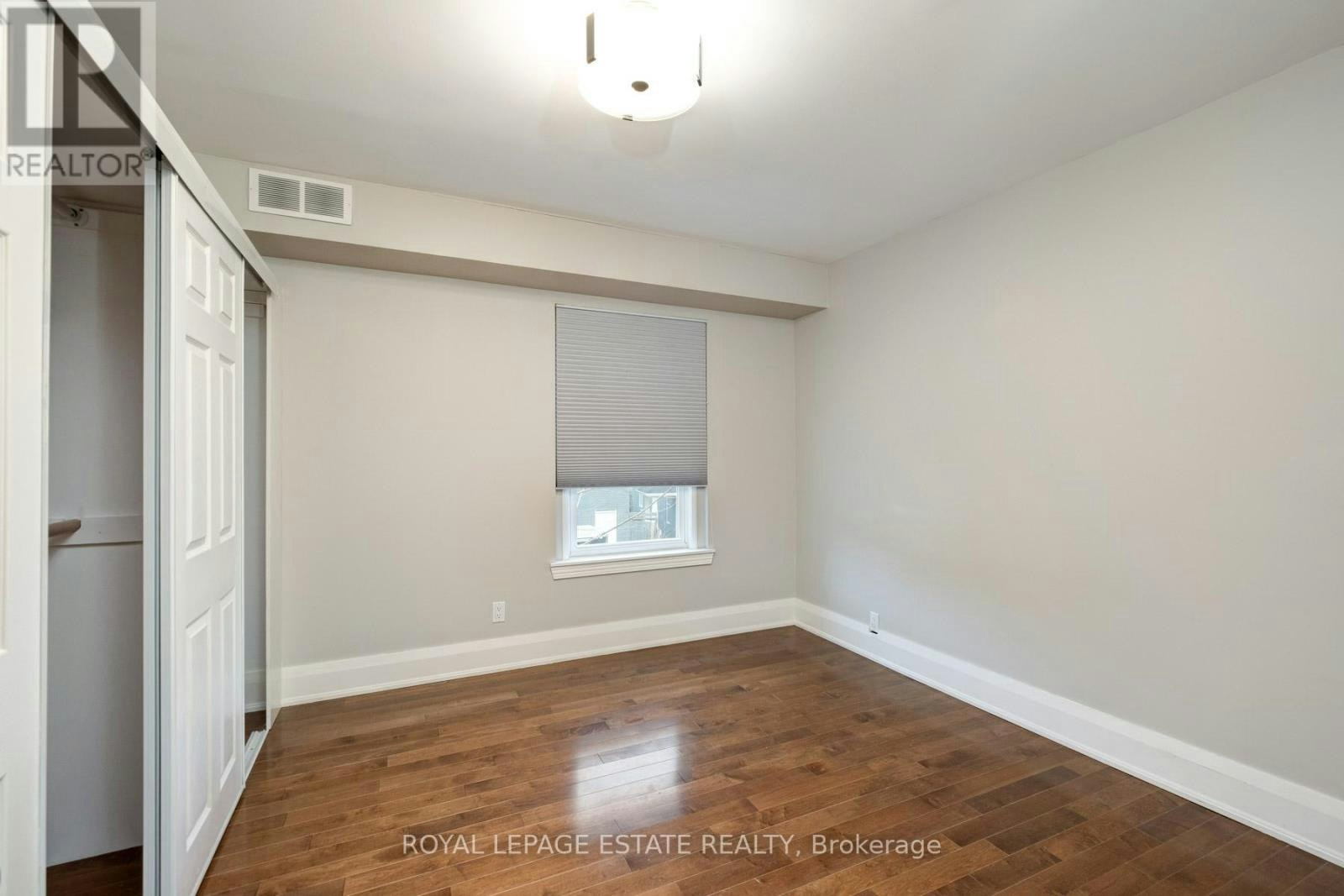 UPPER-322 Silver Birch Avenue, Toronto, ON, M4E 3L5 - 12