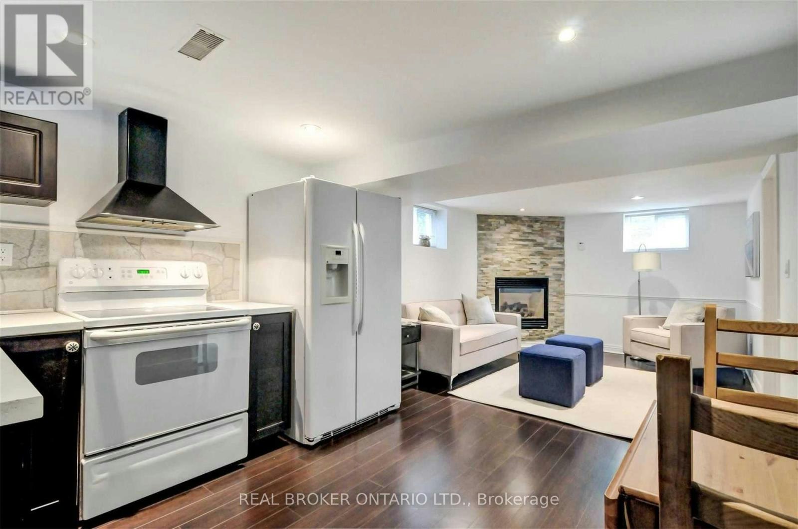 LOWER-24 Glenburn Avenue, Toronto, ON, M4B 2X2 - 2