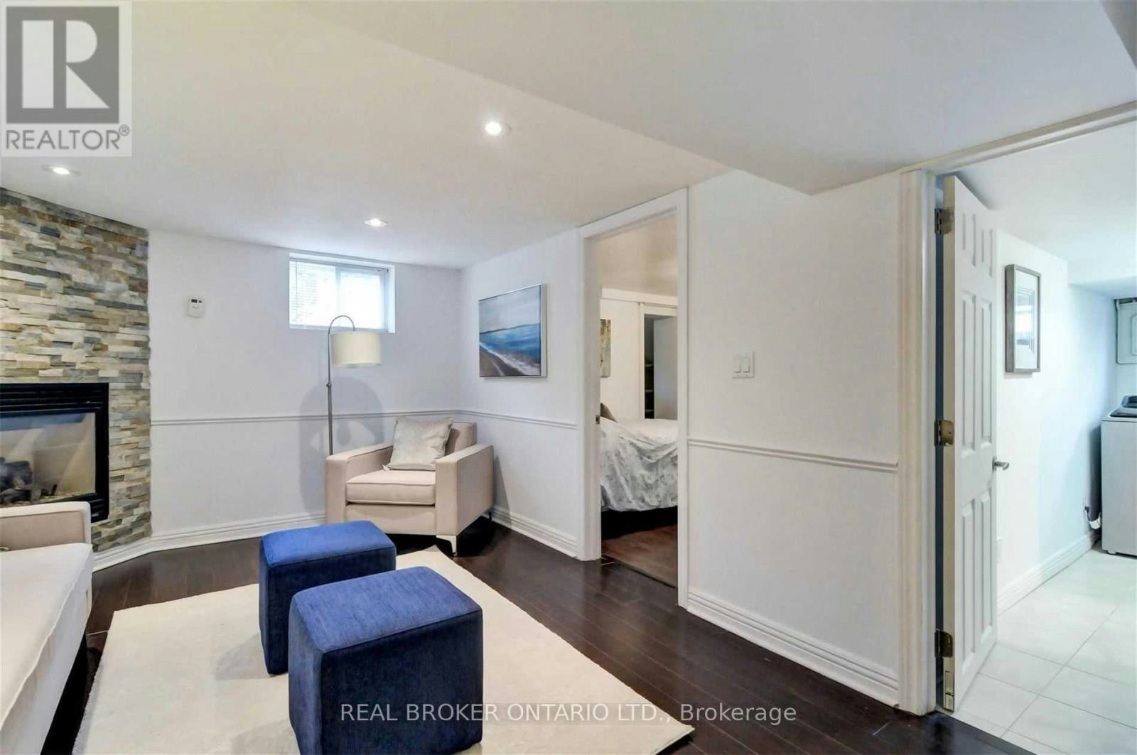 LOWER-24 Glenburn Avenue, Toronto, ON, M4B 2X2 - 4
