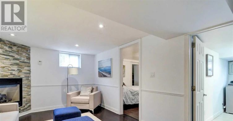 LOWER-24 Glenburn Avenue, Toronto, ON, M4B 2X2 - 4