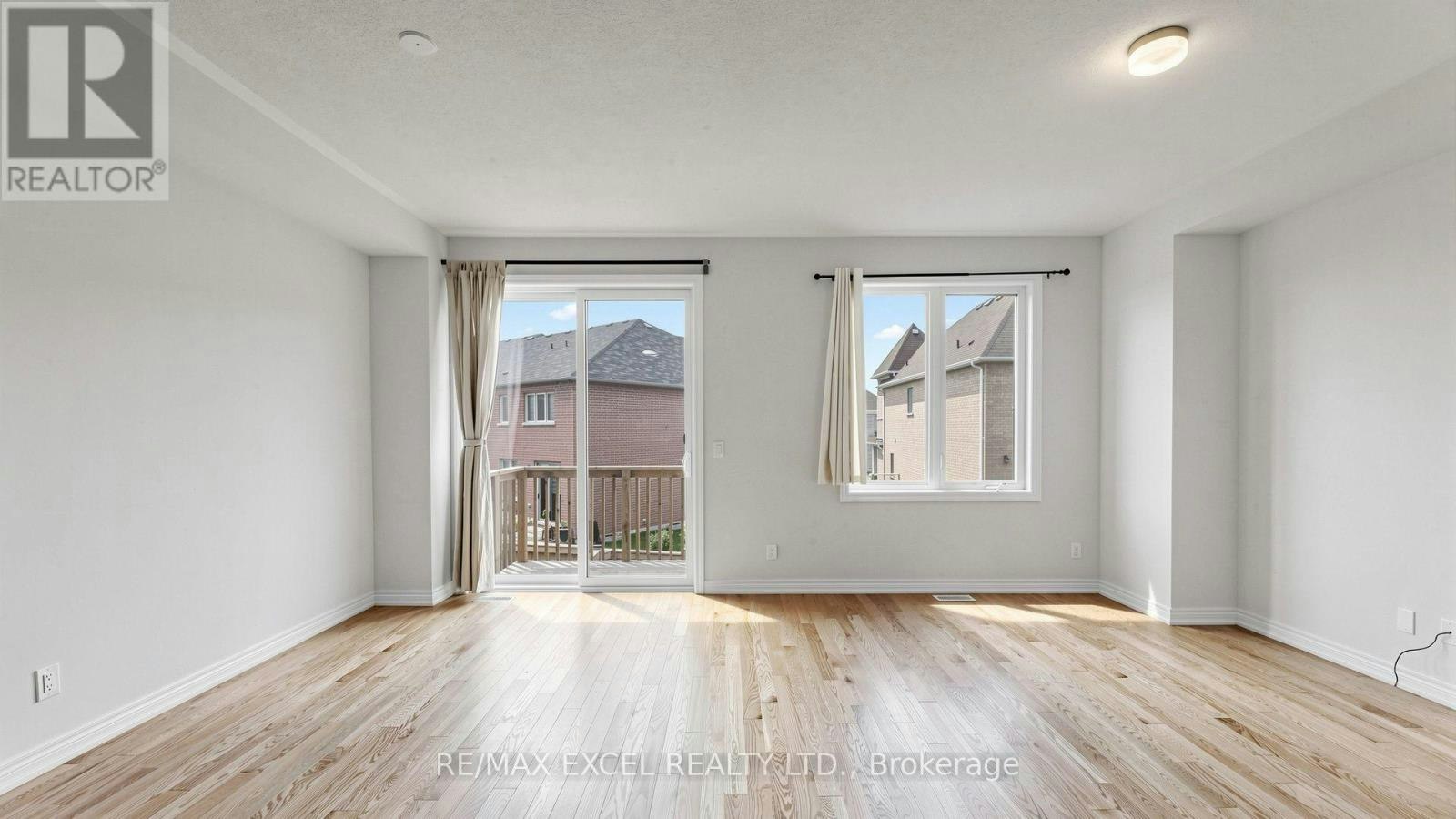 133 Lageer Drive, Whitchurch-Stouffville, ON, L4A 4V2 - 3