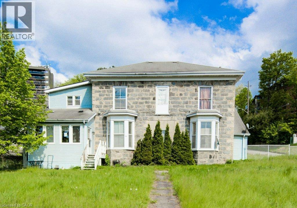 245 Ainslie Street S, Cambridge, ON, N1R 3L2