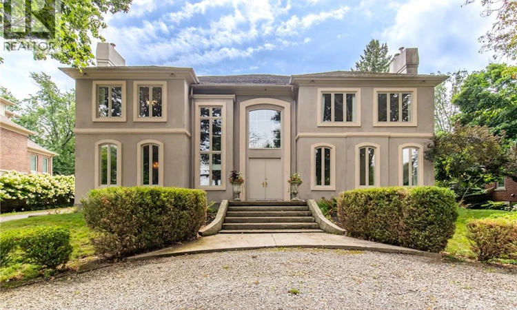 1019 Scenic Drive