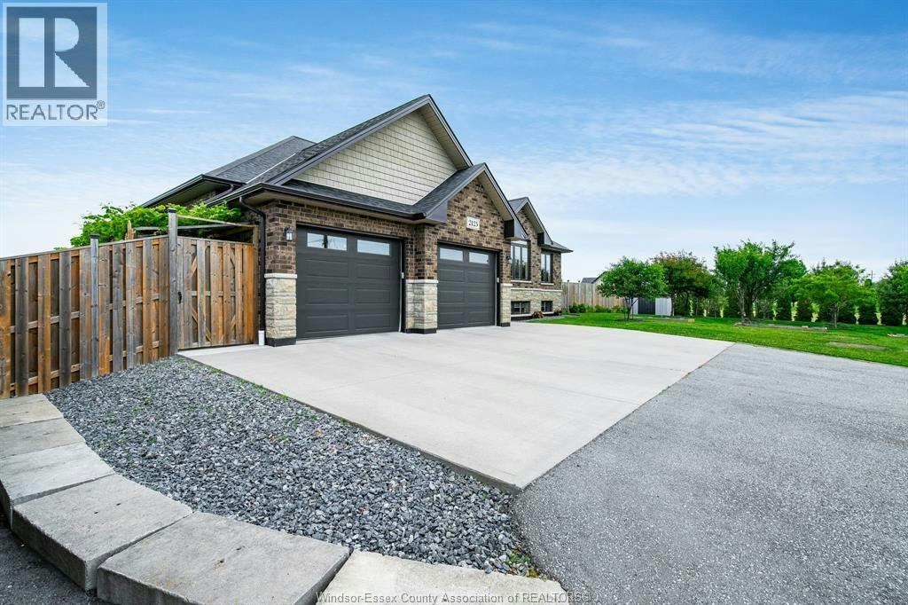 UPPER-2125 Fox Run Road, Leamington, ON, N8H 3V7 - 20