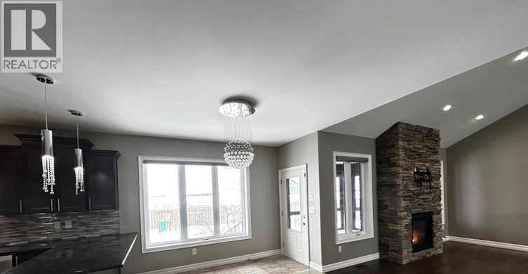 UPPER-2125 Fox Run Road, Leamington, ON, N8H 3V7 - 3