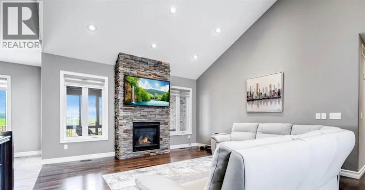 UPPER-2125 Fox Run Road, Leamington, ON, N8H 3V7 - 2