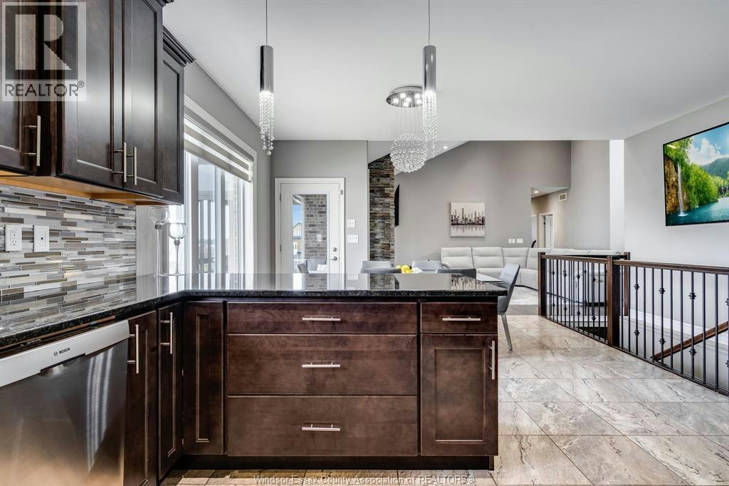 UPPER-2125 Fox Run Road, Leamington, ON, N8H 3V7 - 10
