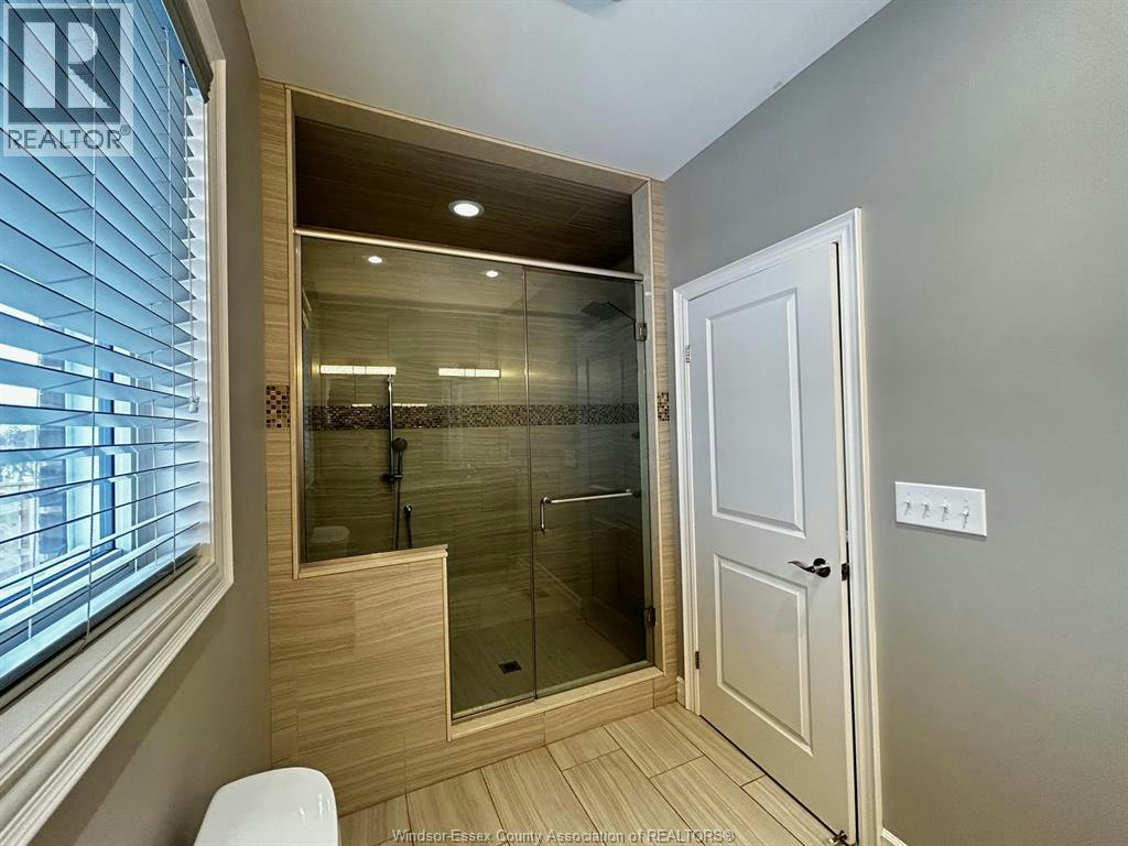 UPPER-2125 Fox Run Road, Leamington, ON, N8H 3V7 - 18