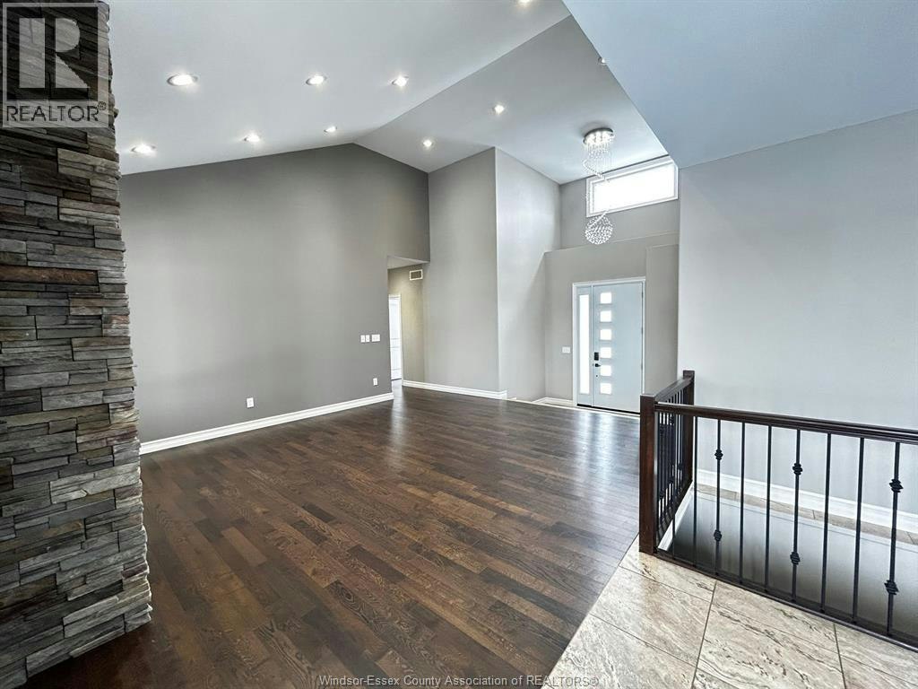 UPPER-2125 Fox Run Road, Leamington, ON, N8H 3V7 - 5