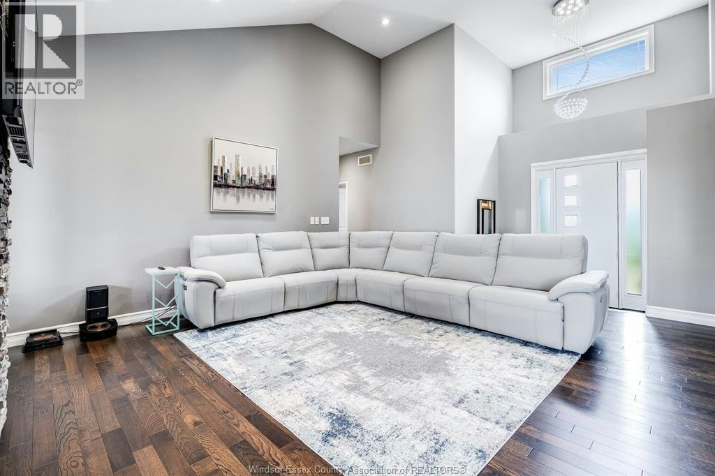 UPPER-2125 Fox Run Road, Leamington, ON, N8H 3V7 - 4