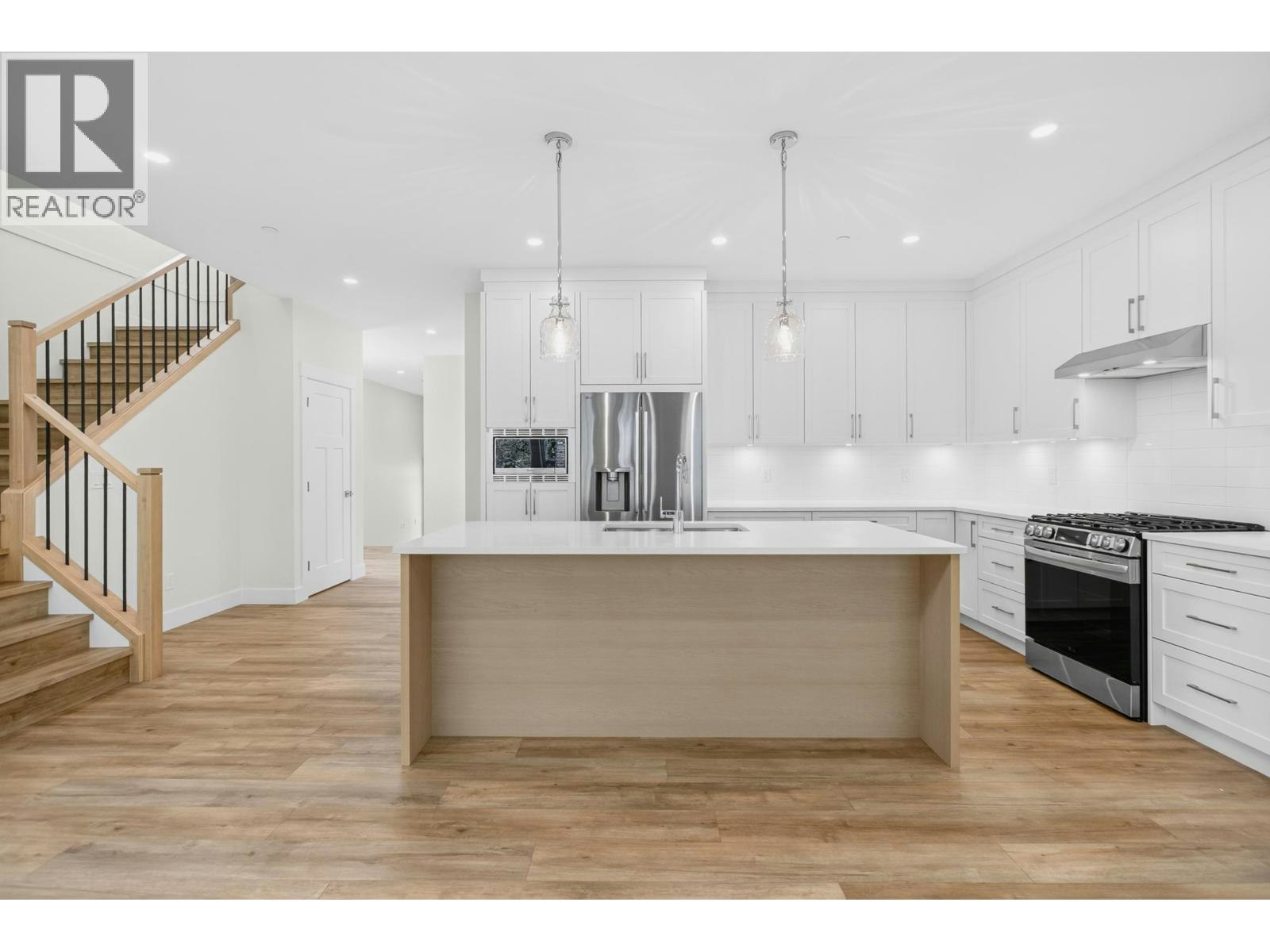 13618 231 Street - 5