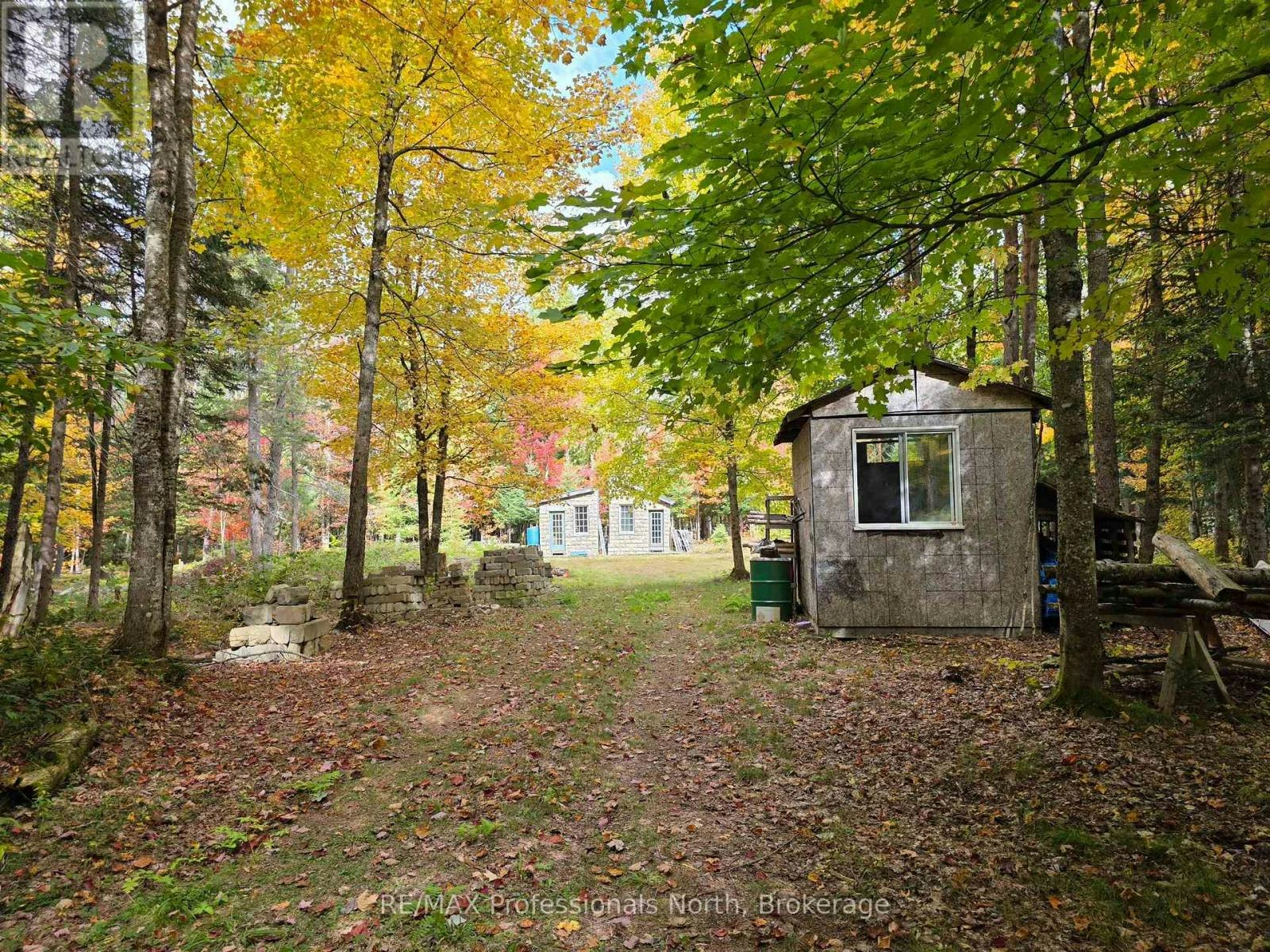 124 Cardwell Lake Road, Huntsville, ON, P0B 1M0