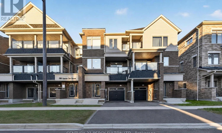 1982 Cameron Lott Crescent