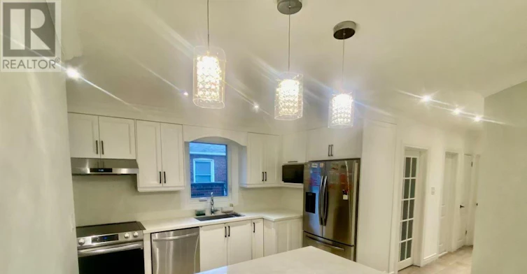 15 Shandara Crescent, Toronto, ON, M1R 1G1 - 4