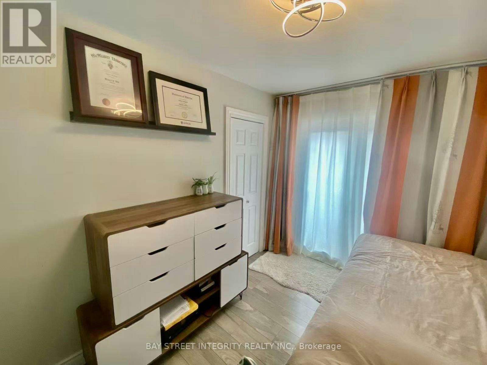 15 Shandara Crescent, Toronto, ON, M1R 1G1 - 16