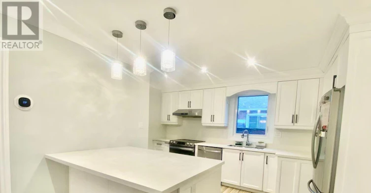 15 Shandara Crescent, Toronto, ON, M1R 1G1 - 2