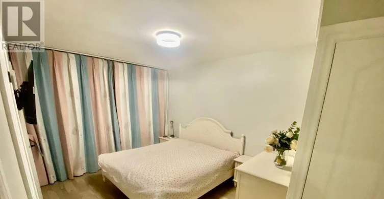 15 Shandara Crescent, Toronto, ON, M1R 1G1 - 13