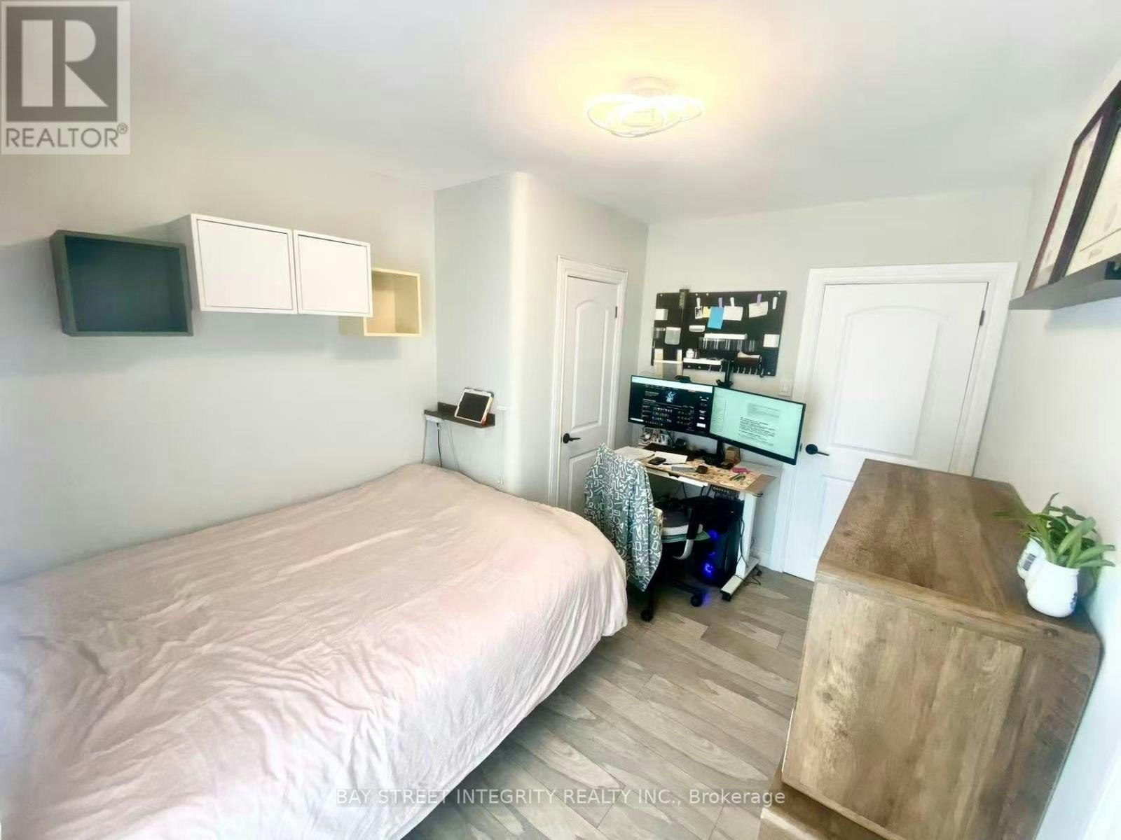 15 Shandara Crescent, Toronto, ON, M1R 1G1 - 15