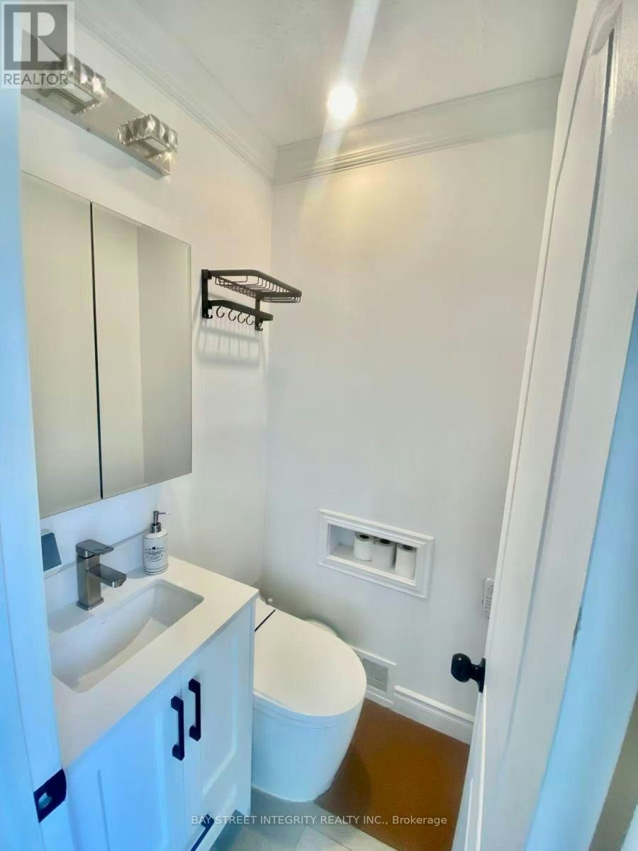 15 Shandara Crescent, Toronto, ON, M1R 1G1 - 12