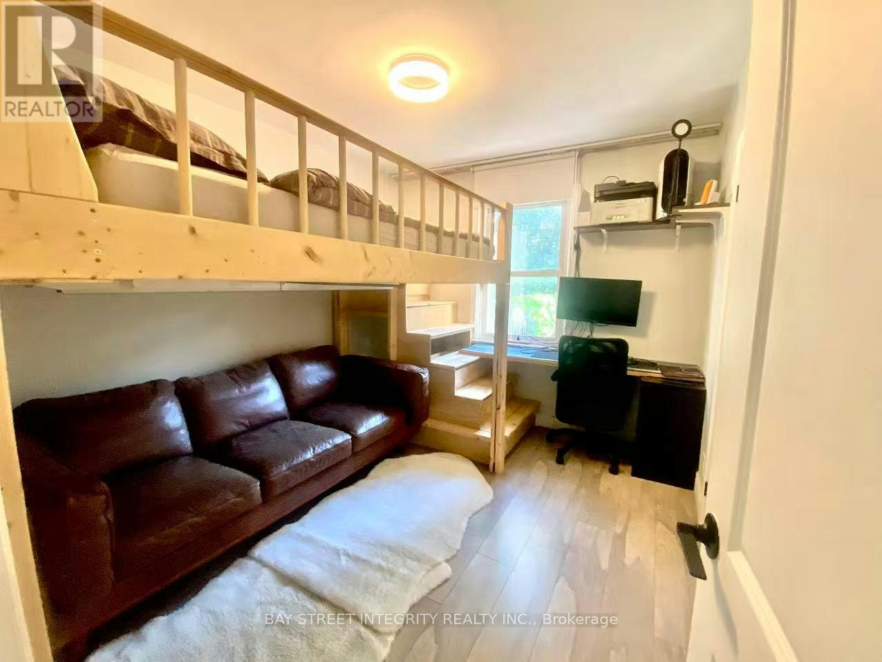 15 Shandara Crescent, Toronto, ON, M1R 1G1 - 18