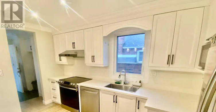 15 Shandara Crescent, Toronto, ON, M1R 1G1 - 5