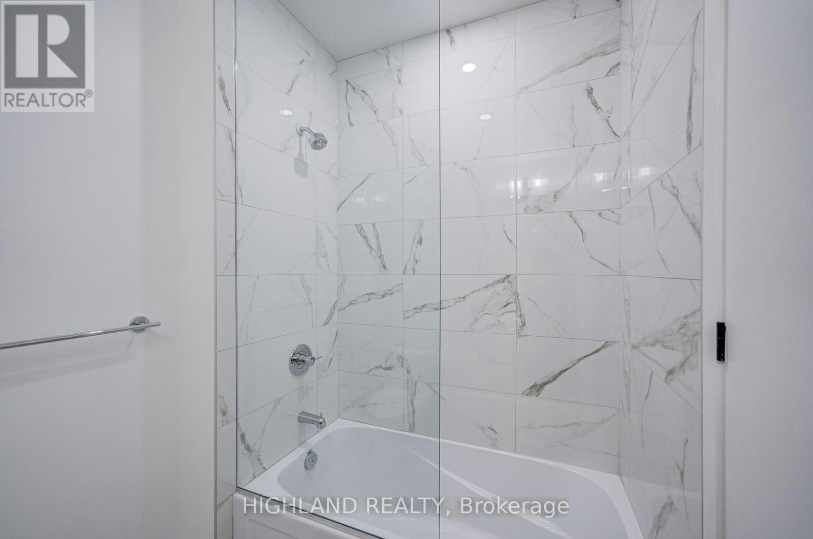 2705-8 Interchange Way, Vaughan, ON, L4K 0R2 - 14