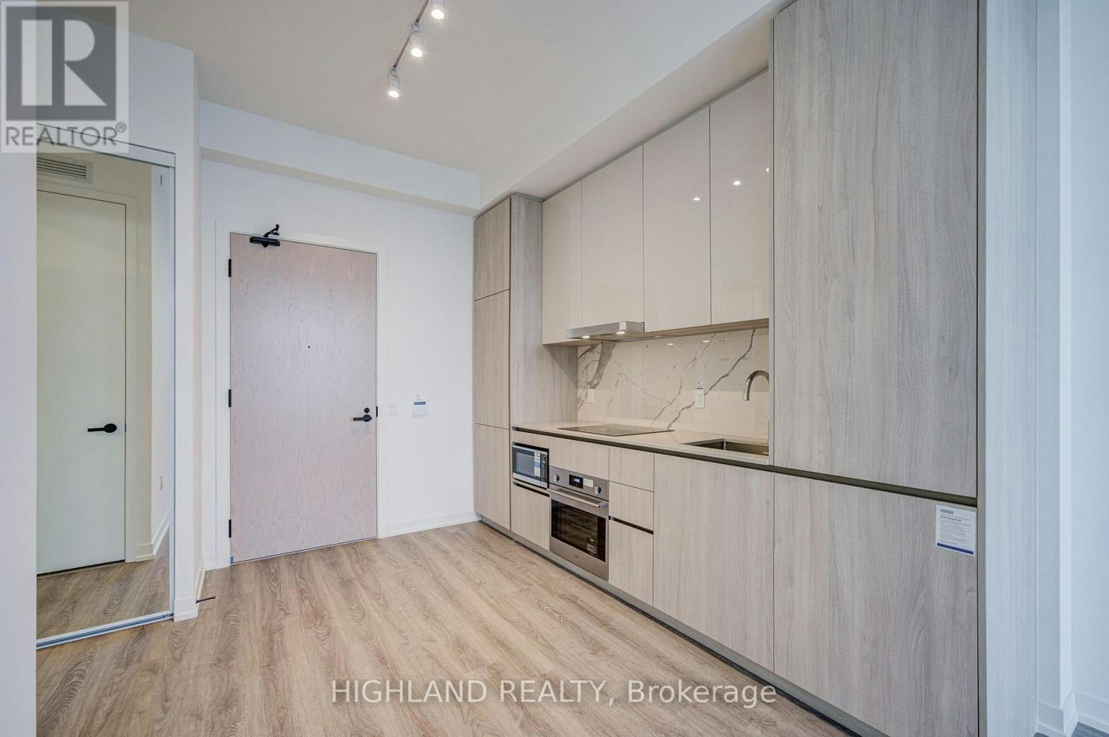 2705-8 Interchange Way, Vaughan, ON, L4K 0R2 - 8