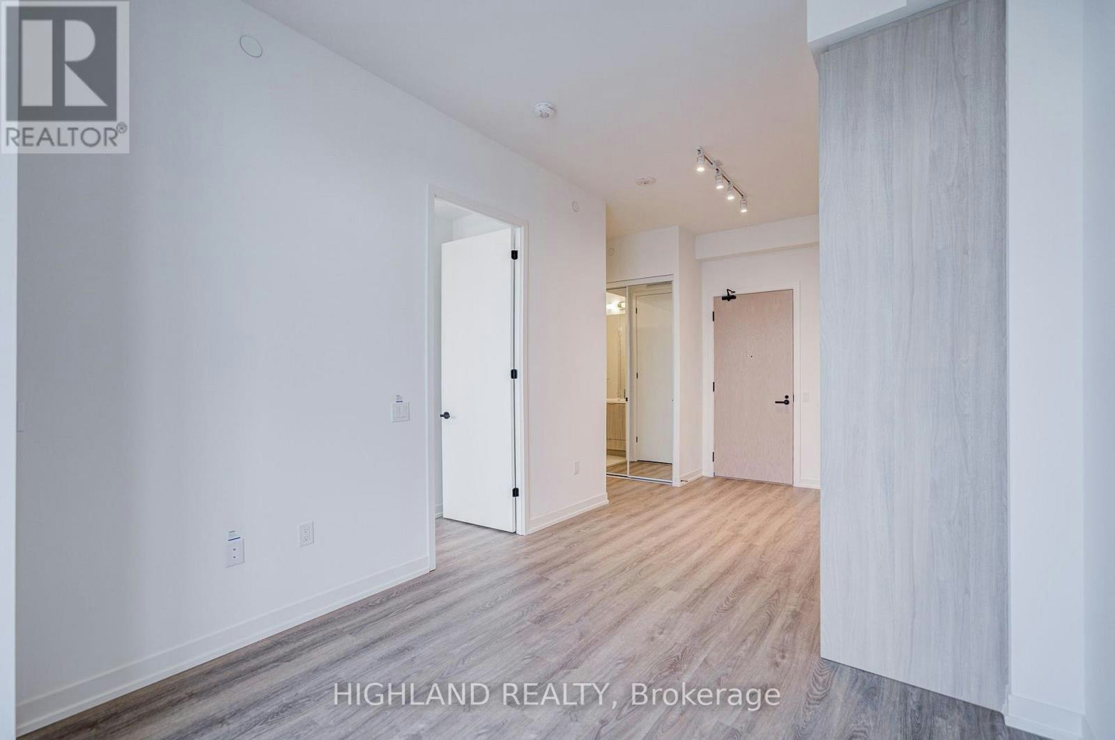 2705-8 Interchange Way, Vaughan, ON, L4K 0R2 - 11