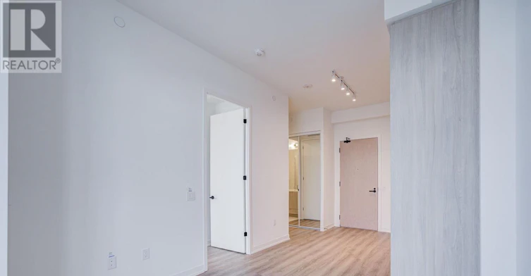 2705-8 Interchange Way, Vaughan, ON, L4K 0R2 - 11