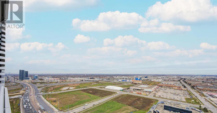 2705-8 Interchange Way, Vaughan, ON, L4K 0R2 - 19