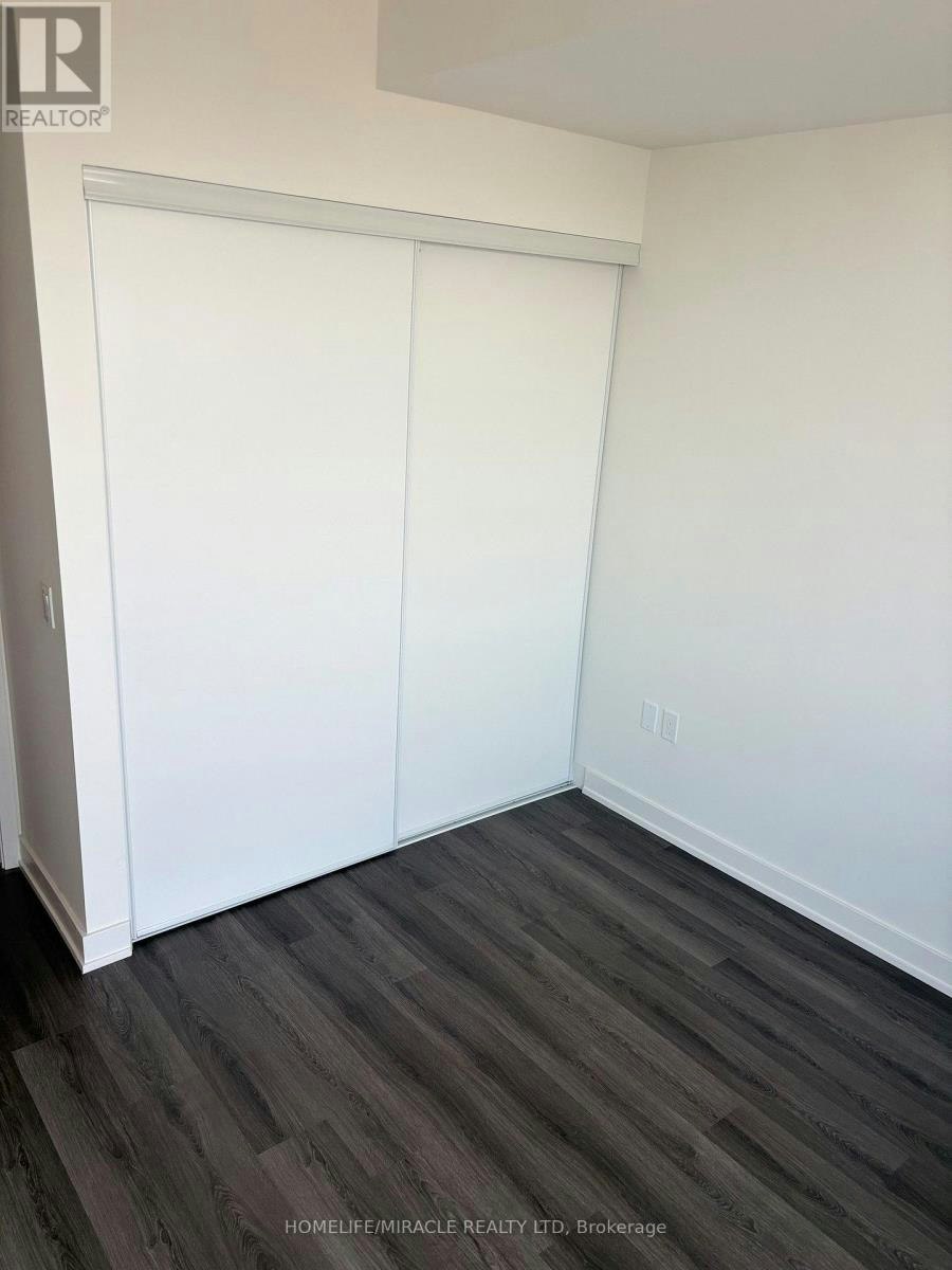 6803-448 Burnhamthorpe Road W, Mississauga, ON, L5B 0R4 - 6