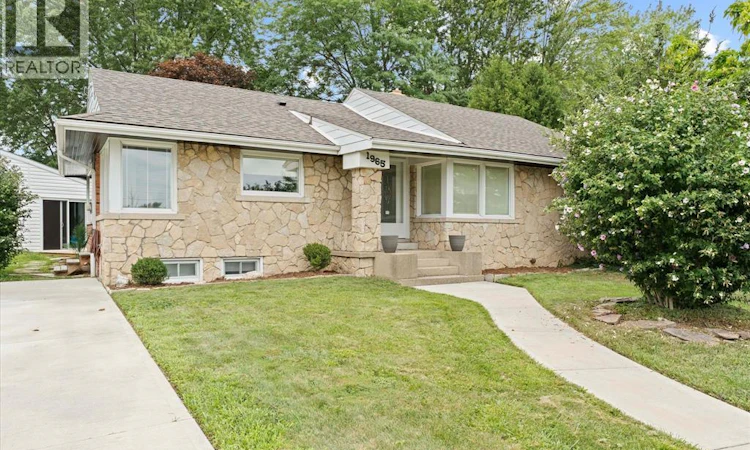 1965 Olive Road